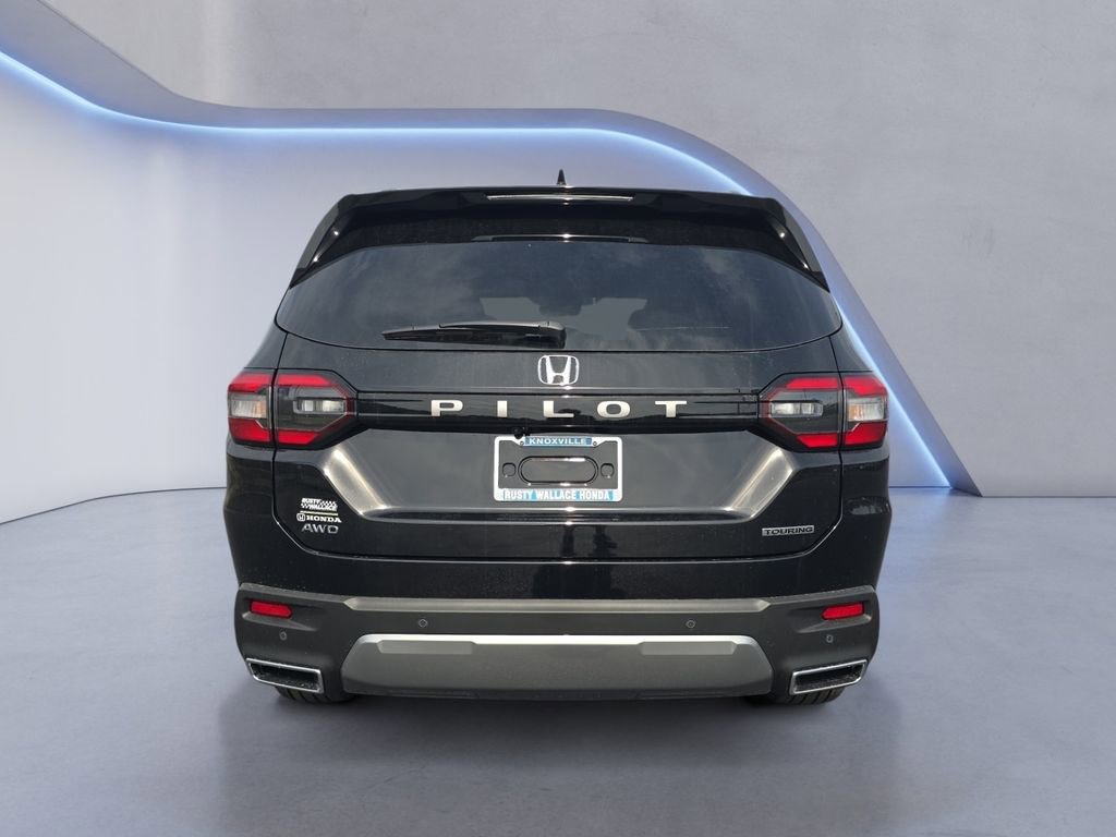 New 2026 Honda Pilot Touring image 4
