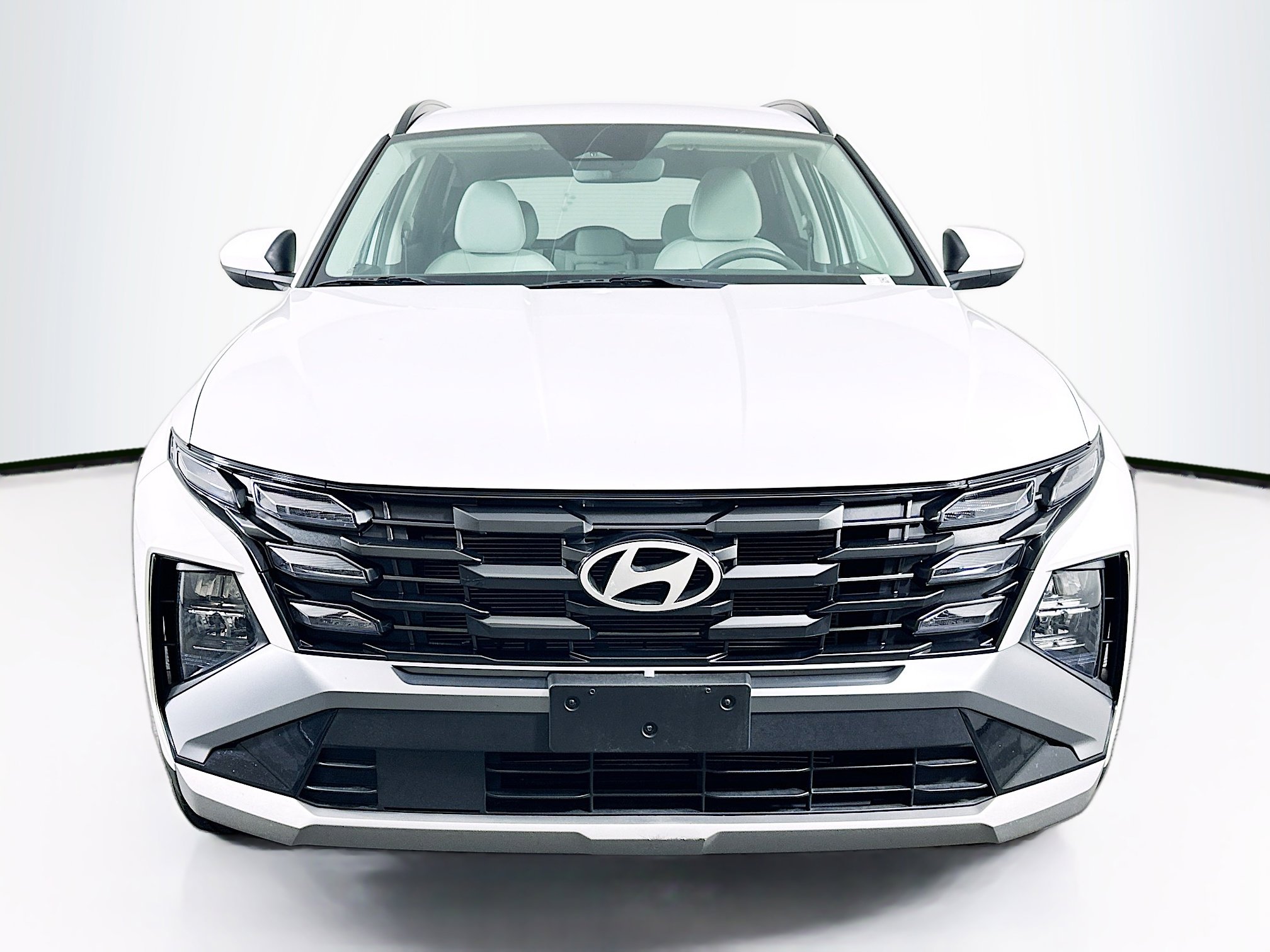 Used 2025 Hyundai Tucson SEL image 2