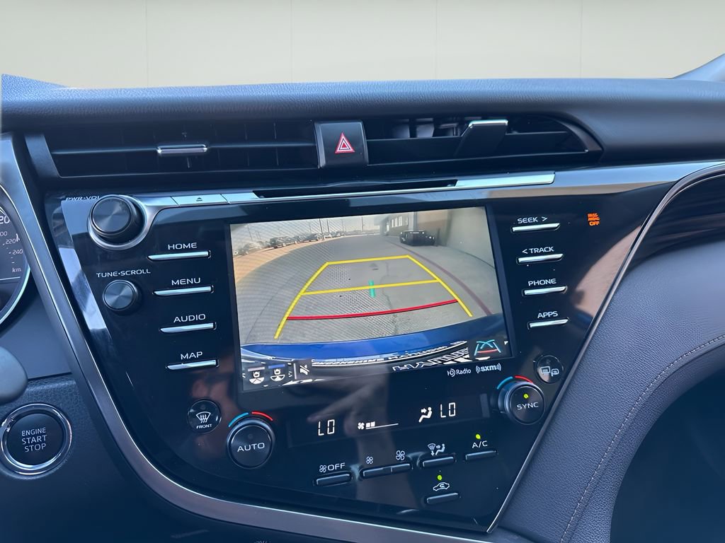 Used 2019 Toyota Camry XLE image 18