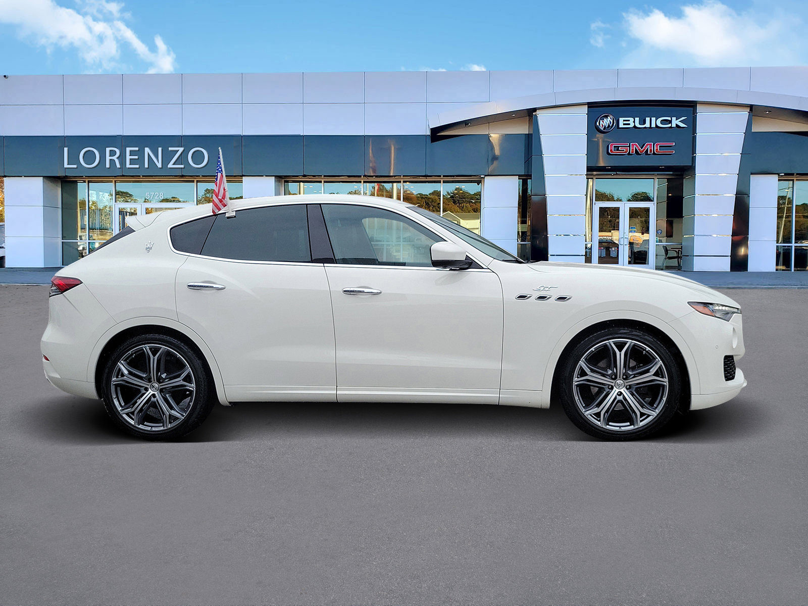 Used 2023 Maserati Levante GT image 4