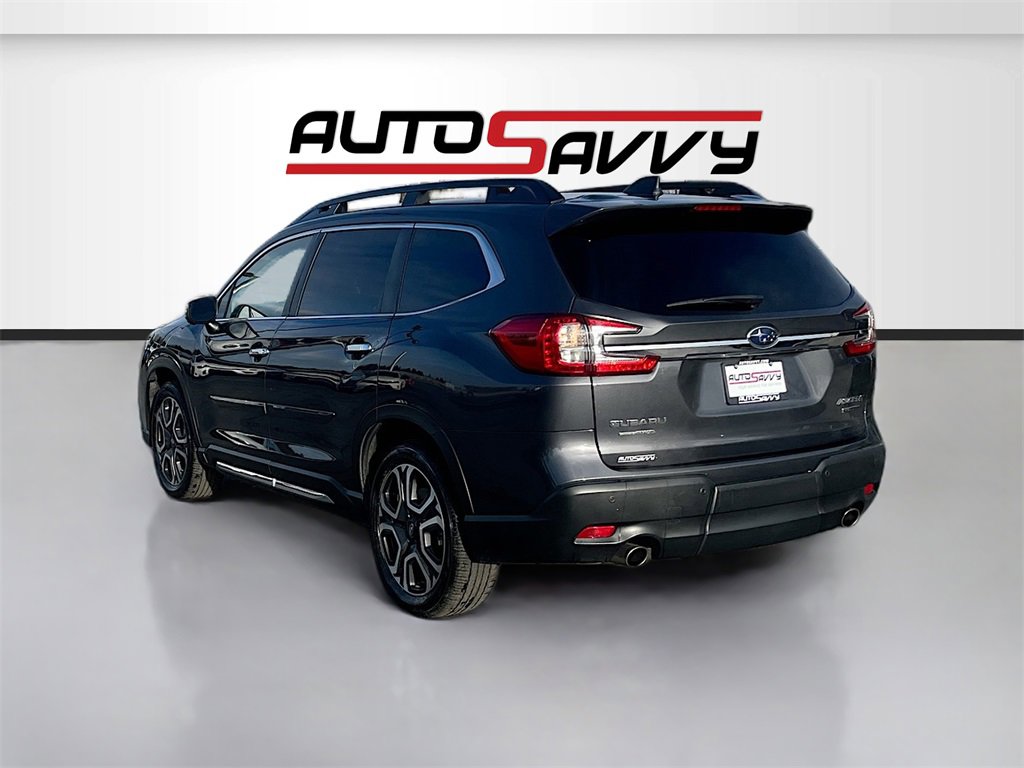 Used 2023 Subaru Ascent Touring image 5