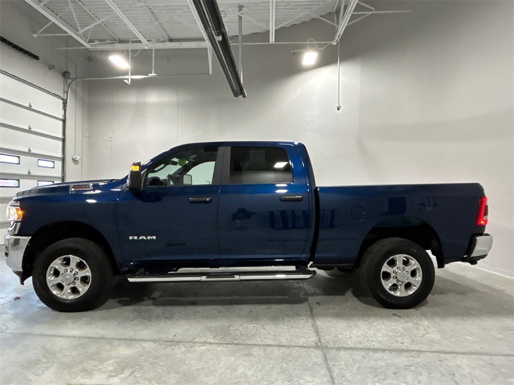 Used 2024 RAM 2500 Big Horn w/ Level 2 Equipment Group image 9