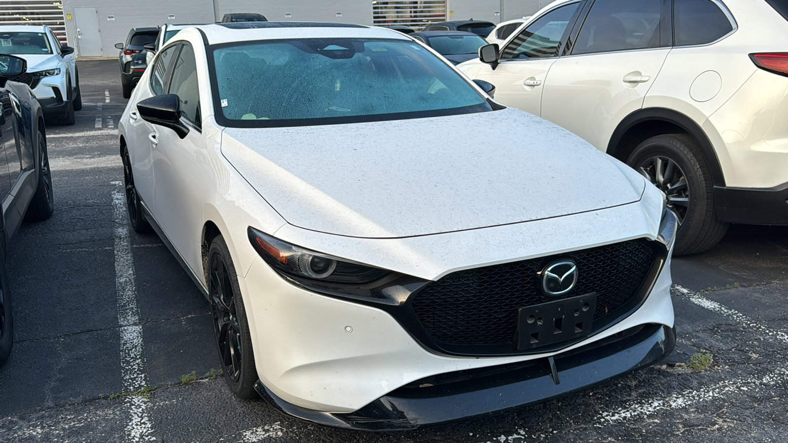 Used 2025 MAZDA MAZDA3 Hatchback w/Premium Plus Pkg AWD/4WD image 3
