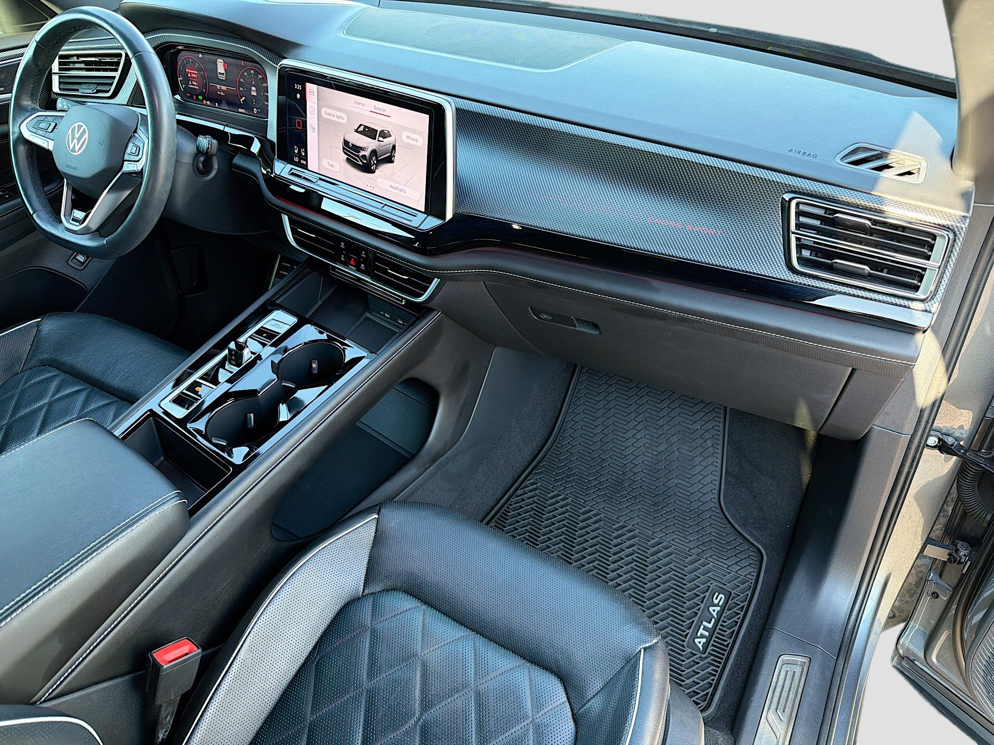 Used 2024 Volkswagen Atlas Cross Sport SEL Premium R-Line image 13