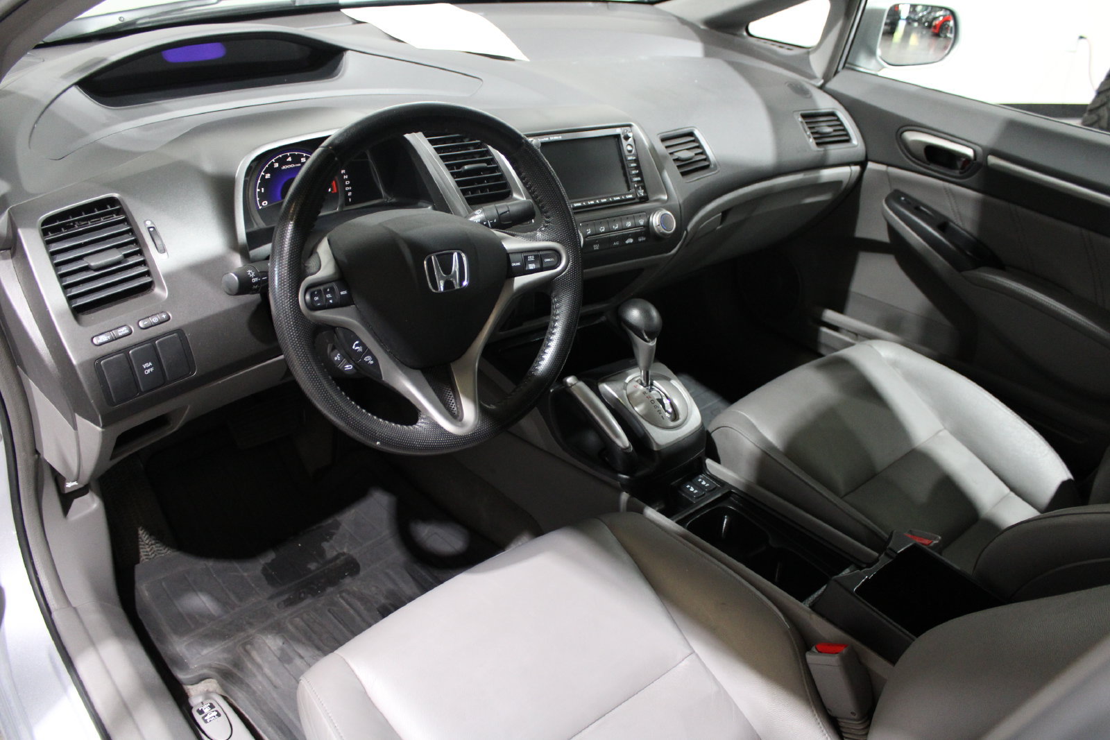 Used 2010 Honda Civic EX-L image 22