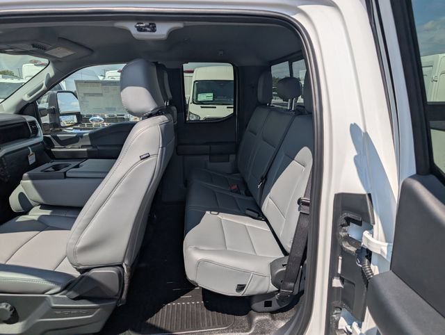 New 2026 Ford F350 XL w/ XL Chrome Package AWD/4WD image 11