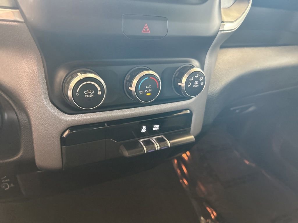 Used 2022 RAM 1500 Big Horn image 39