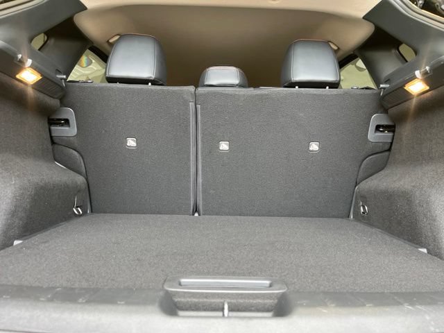 Used 2025 Nissan Kicks SR FWD image 18