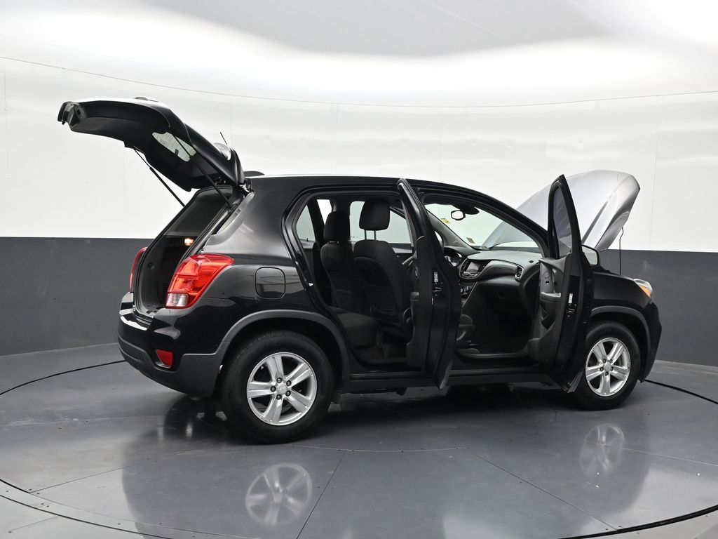Used 2020 Chevrolet Trax LS FWD image 31
