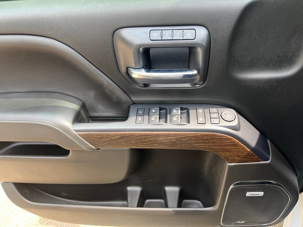 Used 2018 GMC Sierra 2500 Denali AWD/4WD image 13