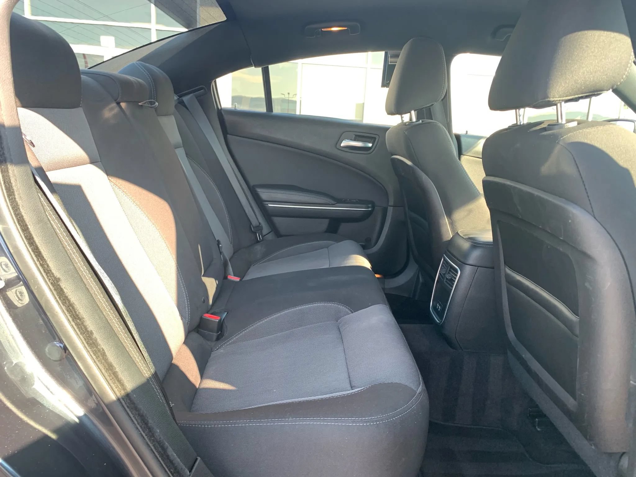 Used 2016 Dodge Charger SE RWD image 27