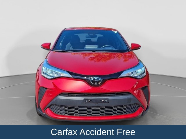Used 2022 Toyota C-HR XLE FWD image 3
