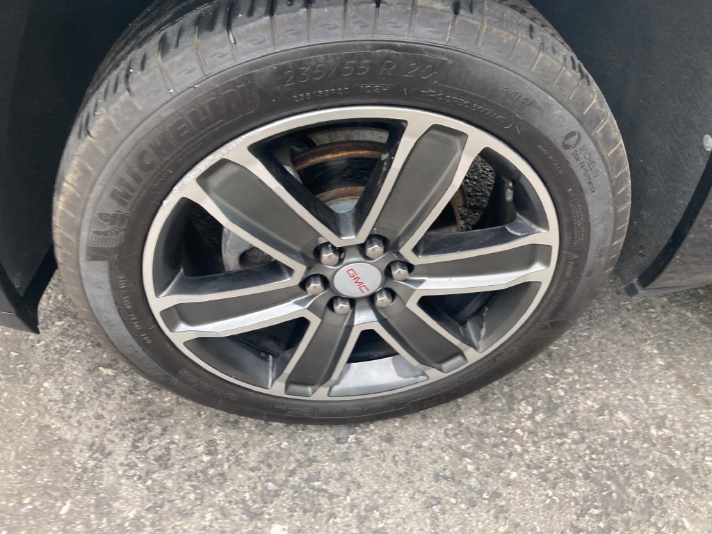 Used 2019 GMC Acadia Denali AWD/4WD image 34