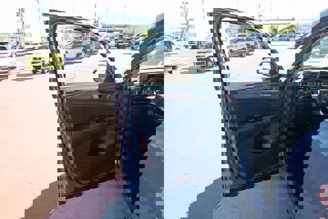 New 2026 Volkswagen Atlas SE image 10