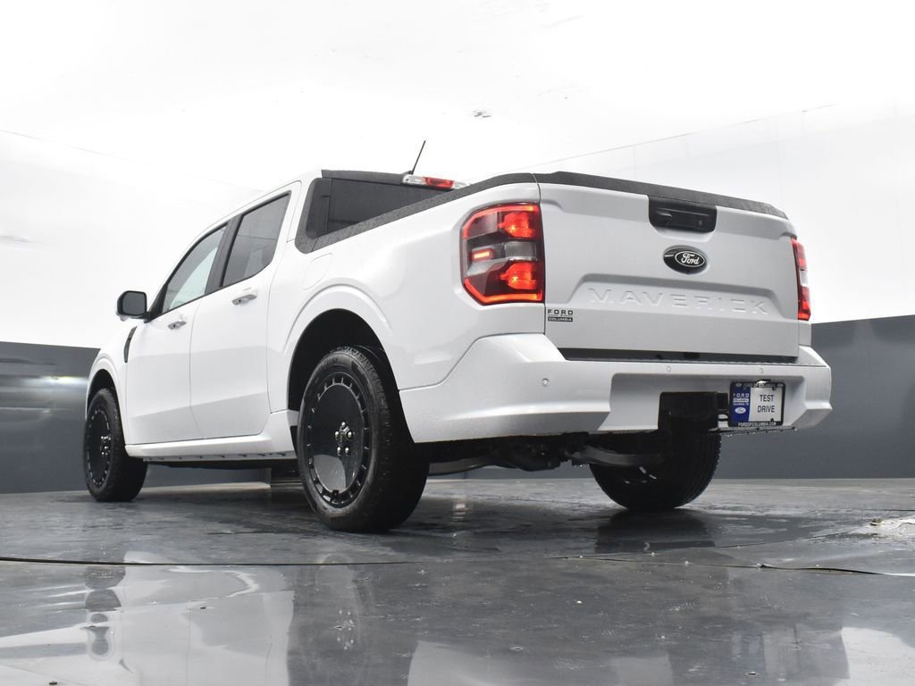 New 2025 Ford Maverick Lobo image 34