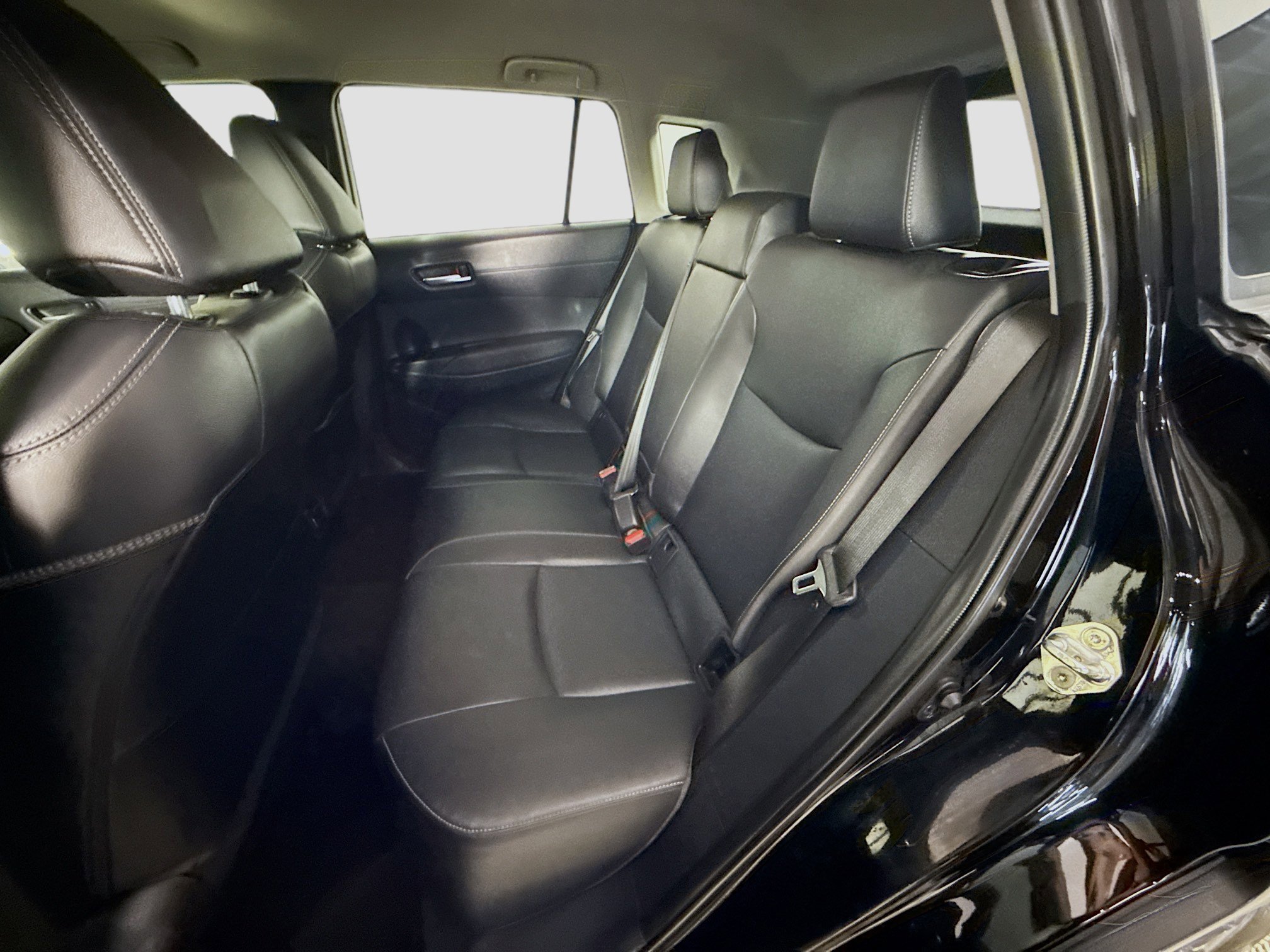 Used 2022 Toyota Corolla Cross XLE AWD/4WD image 25
