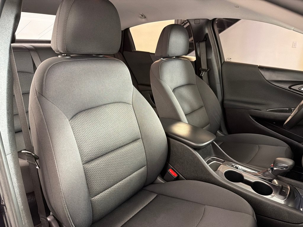 Used 2023 Chevrolet Malibu RS FWD image 24