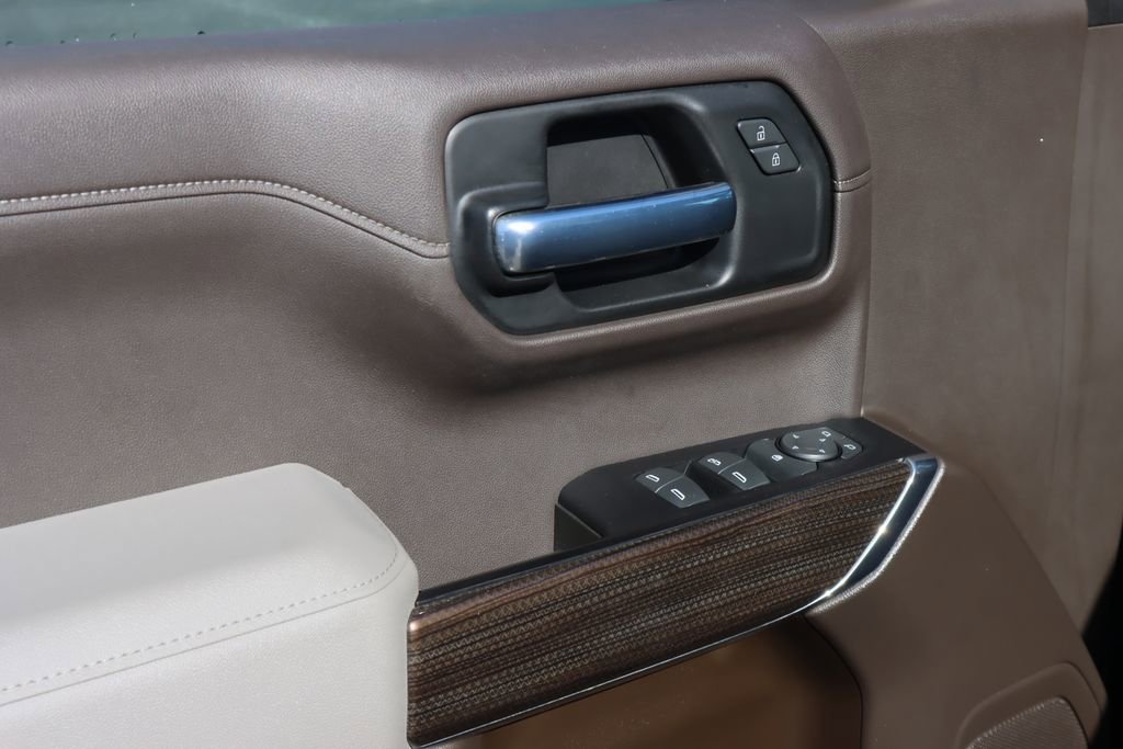 Used 2019 Chevrolet Silverado 1500 LT w/ All-Star Edition image 18