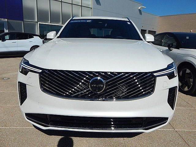 Certified 2026 Volvo XC90 B6 Ultra image 11