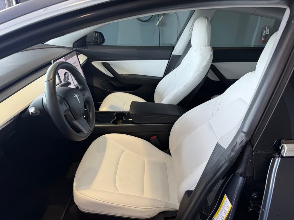 Used 2020 Tesla Model 3 Long Range image 13