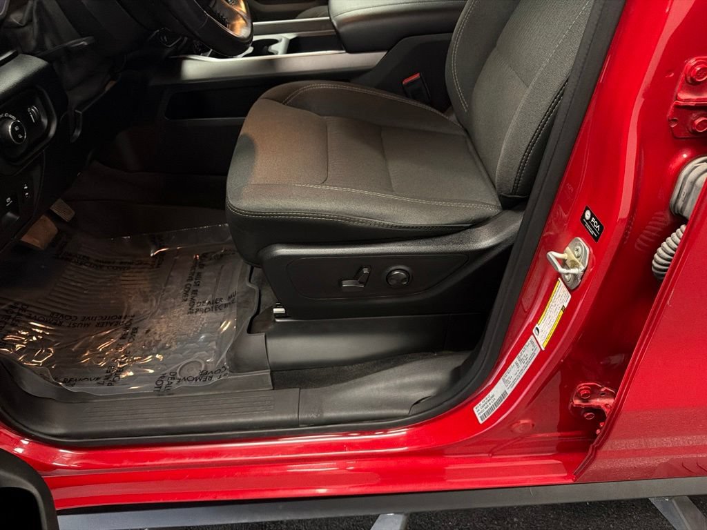 Used 2022 RAM 1500 Big Horn AWD/4WD image 15