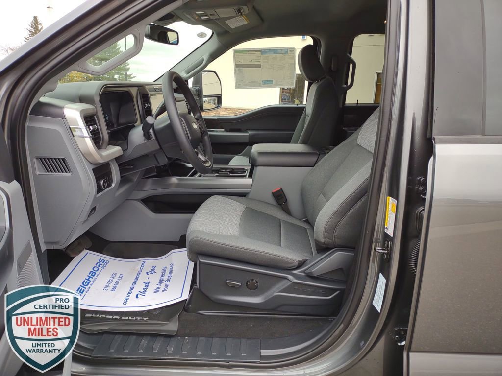 New 2026 Ford F350 XLT w/ XLT Premium Package image 9