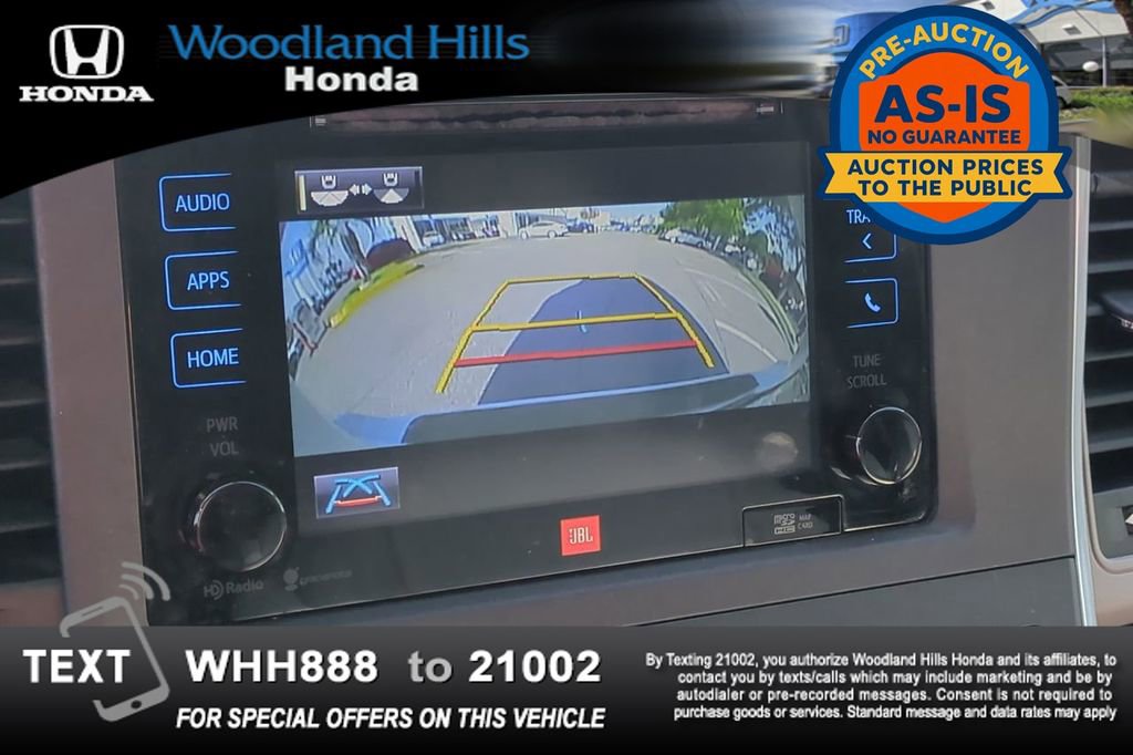 Used 2015 Toyota Sienna Limited image 17