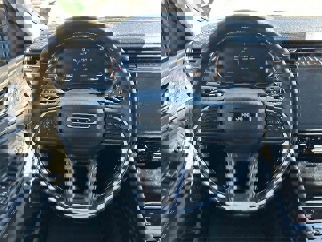 Used 2022 Jeep Grand Cherokee L Limited w/ Luxury Tech Group II image 21