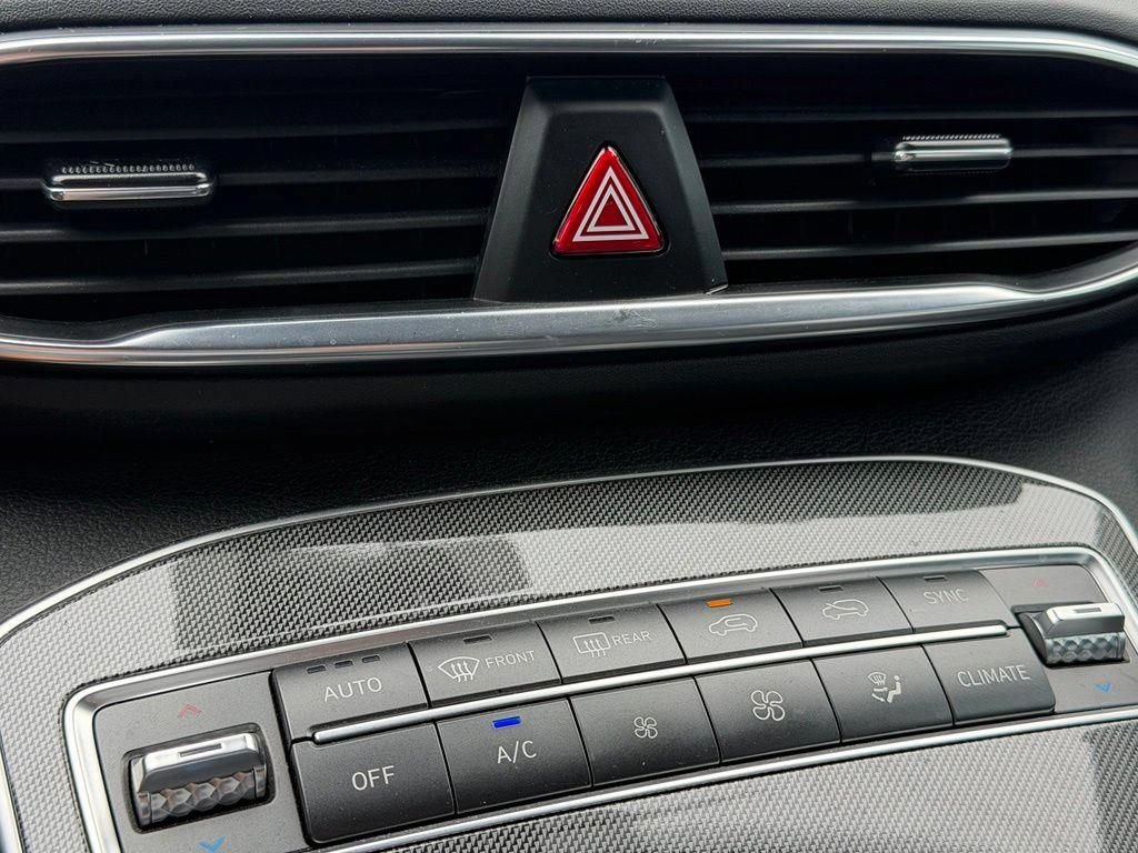 Used 2021 Hyundai Santa Fe SEL w/ Convenience Package FWD image 19