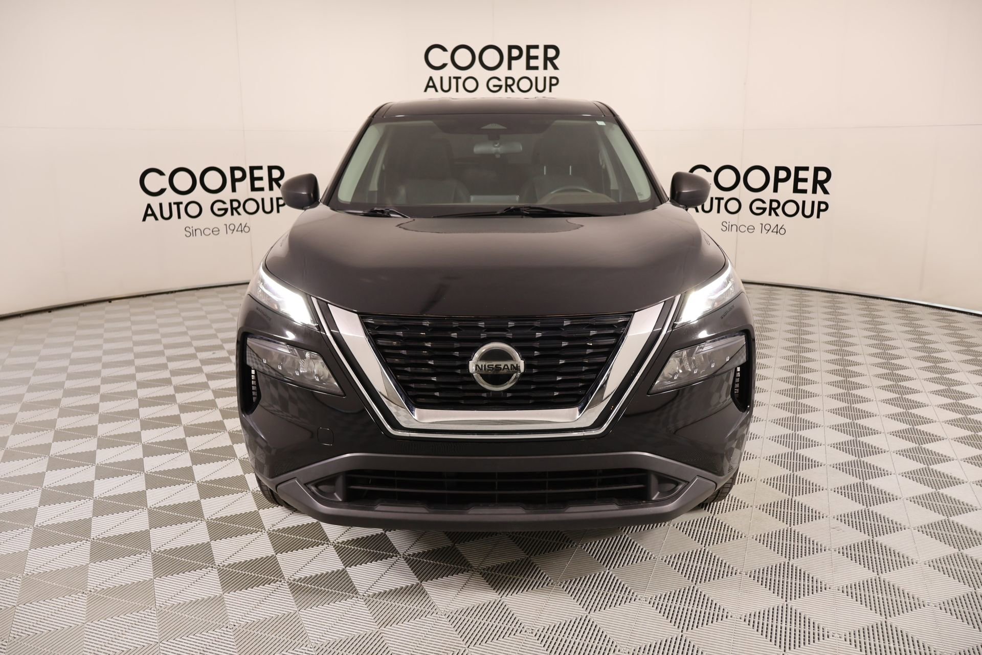 Used 2021 Nissan Rogue S FWD image 8