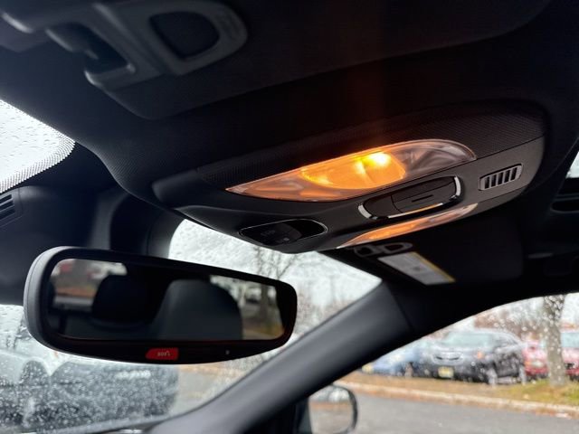 Certified 2025 Jeep Compass Limited w/ Sun & Sound Group image 37