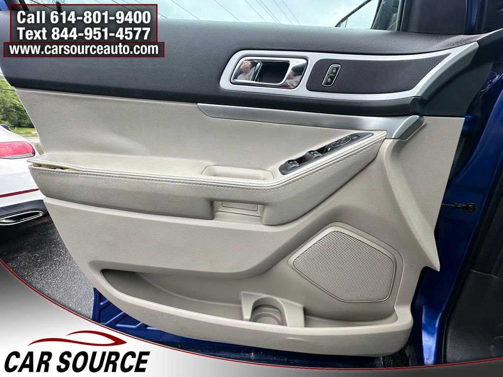 Used 2014 Ford Explorer XLT w/ Equipment Group 202A AWD/4WD image 16