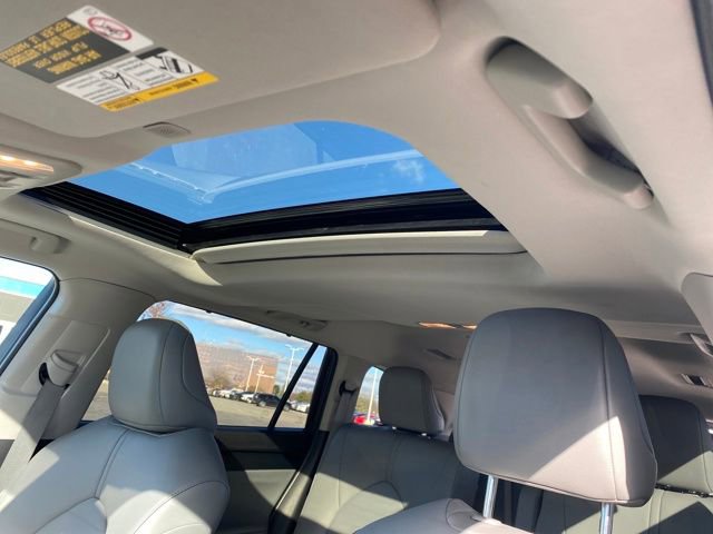 Used 2024 Toyota Highlander XLE image 13
