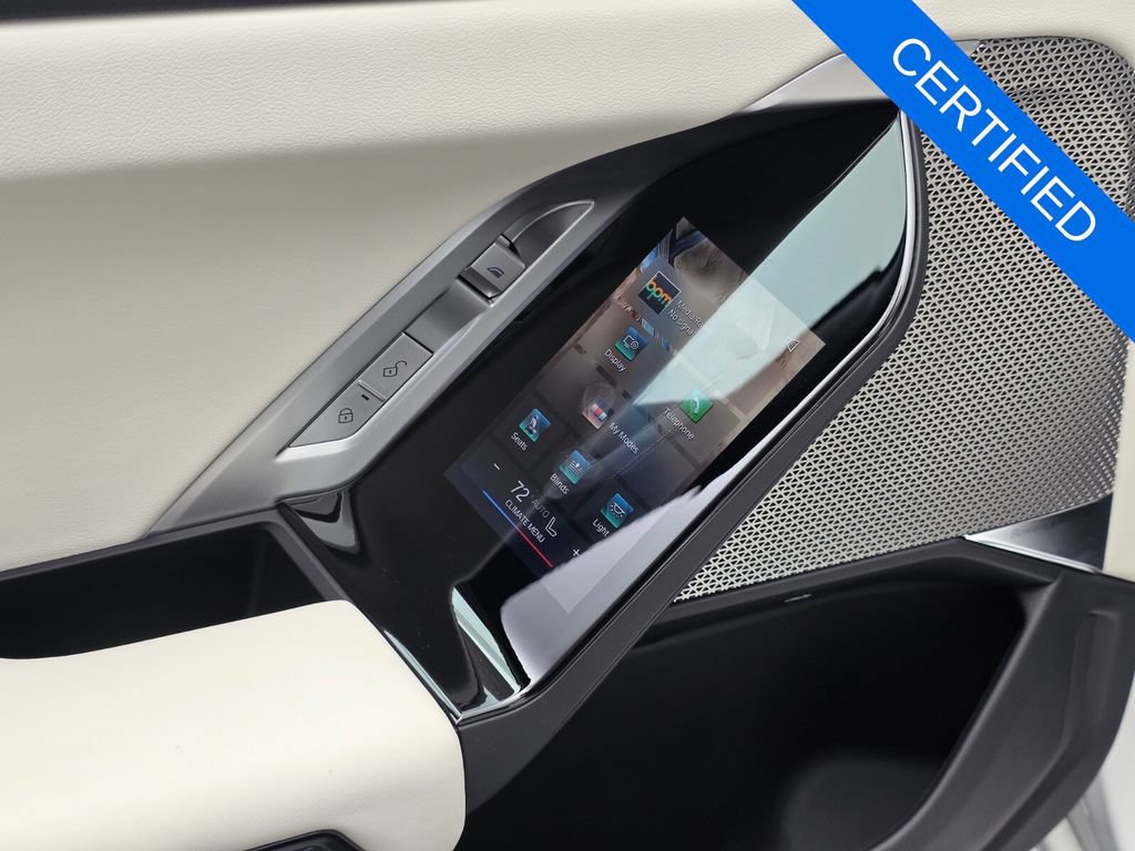 Certified 2023 BMW i7 xDrive60 AWD/4WD image 16