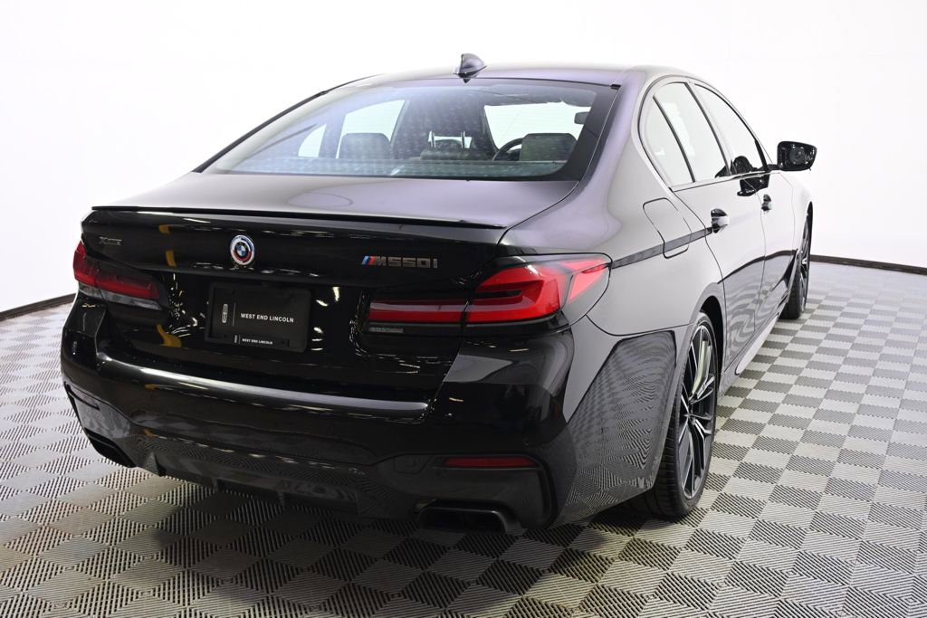 Used 2022 BMW M550i xDrive w/ Dynamic Handling Package image 6