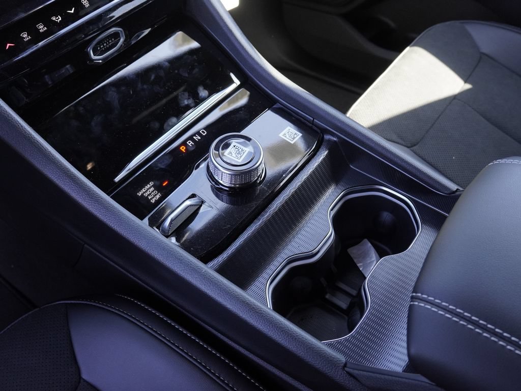 New 2026 Jeep Grand Cherokee Altitude AWD/4WD image 18
