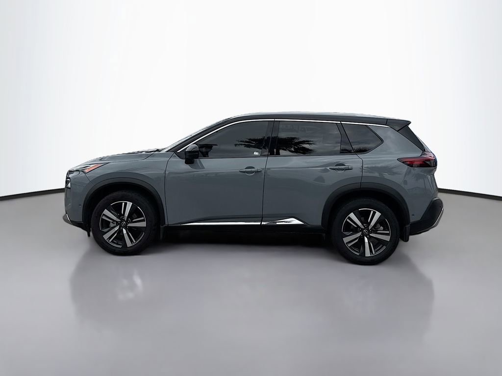 Used 2022 Nissan Rogue Platinum w/ Head-Up Display Package image 4