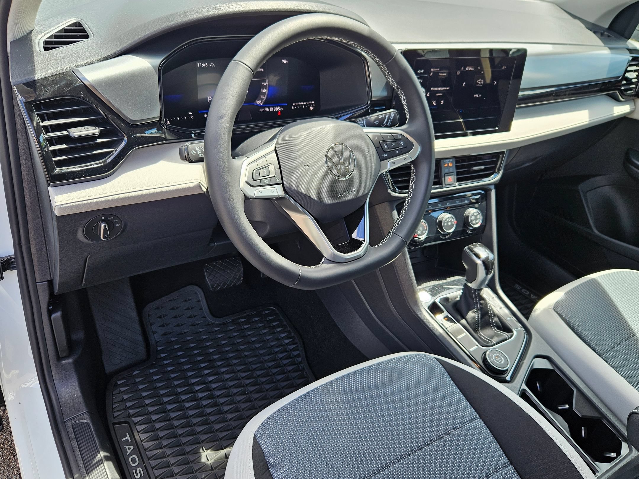 Used 2025 Volkswagen Taos S AWD/4WD image 12