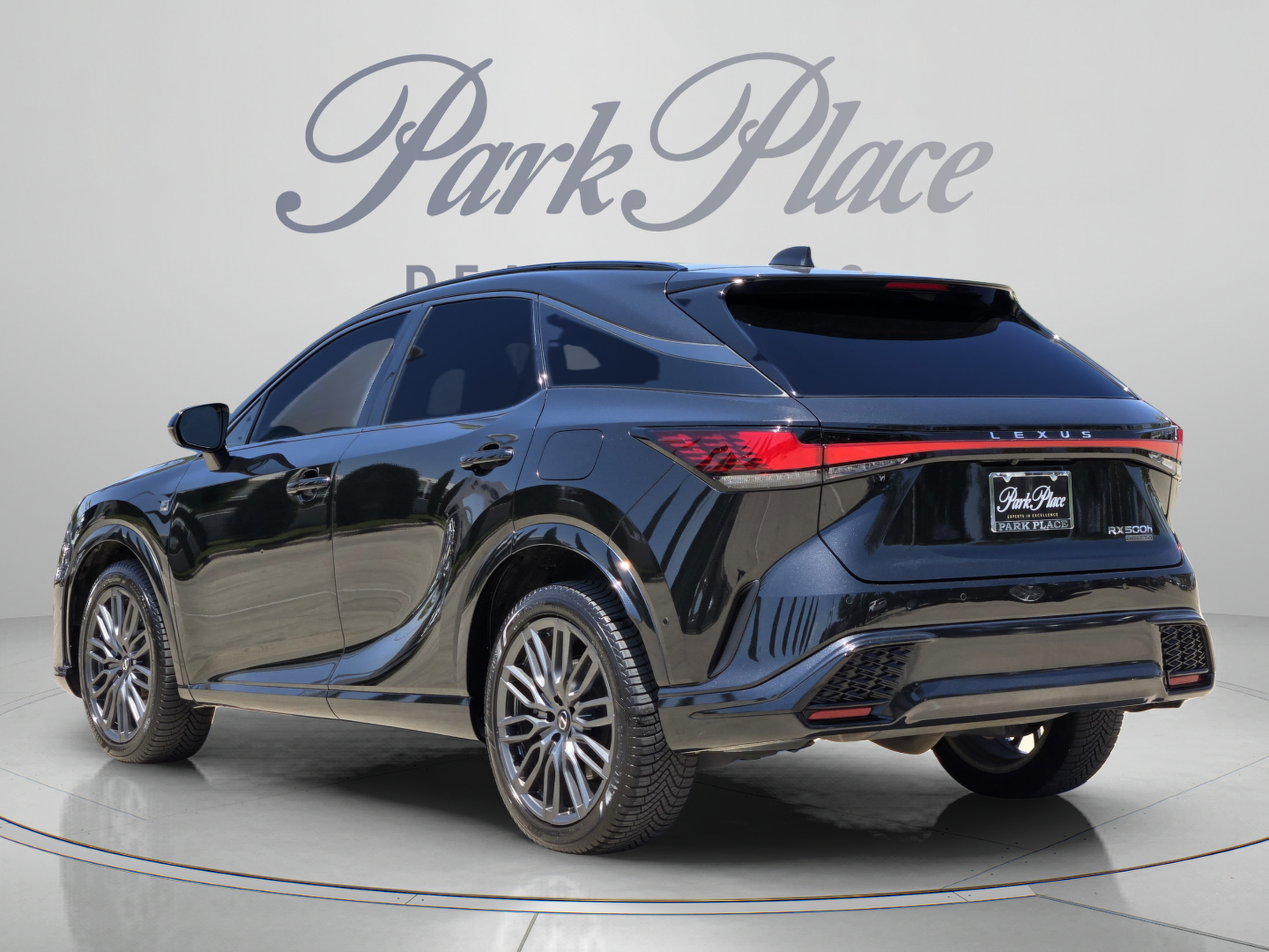 Used 2023 Lexus RX 500h F Sport w/ Accessory Package (Z1) AWD/4WD image 3