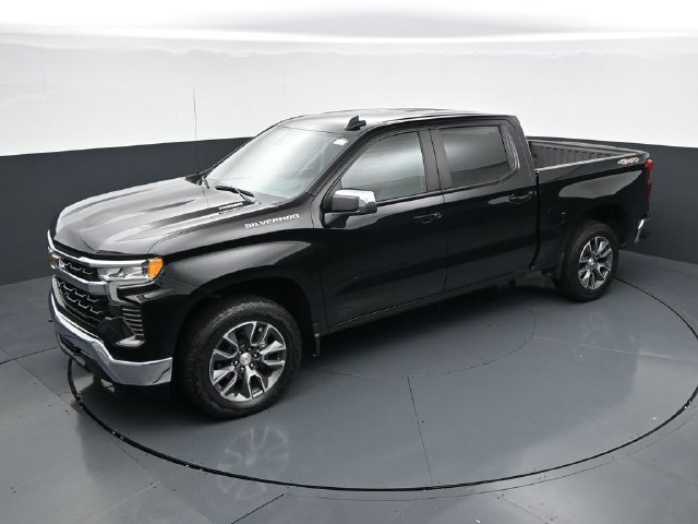 Used 2024 Chevrolet Silverado 1500 LT AWD/4WD image 36