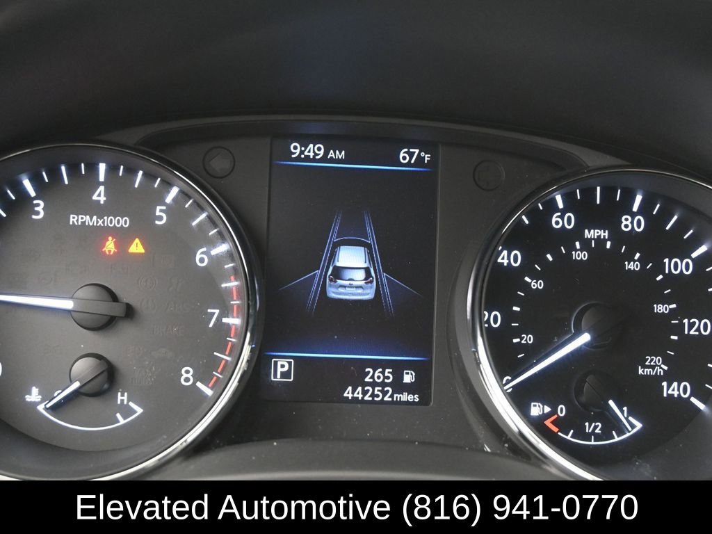 Used 2019 Nissan Rogue SV w/ Premium Package image 8