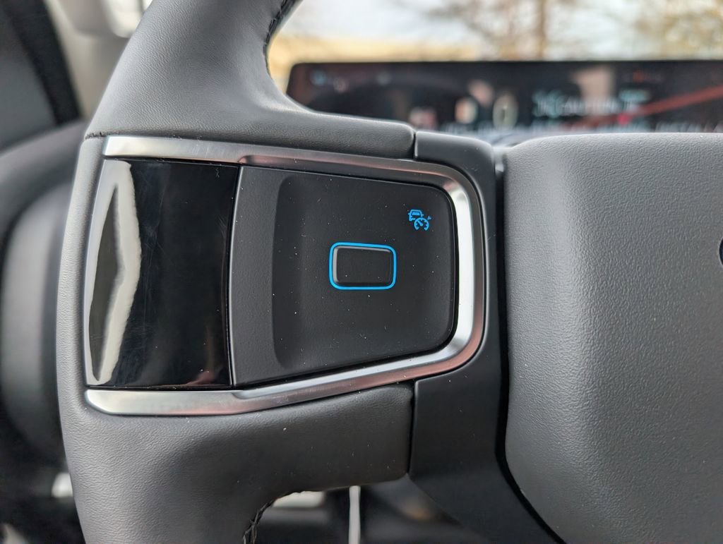 New 2025 Ford Expedition Active image 12