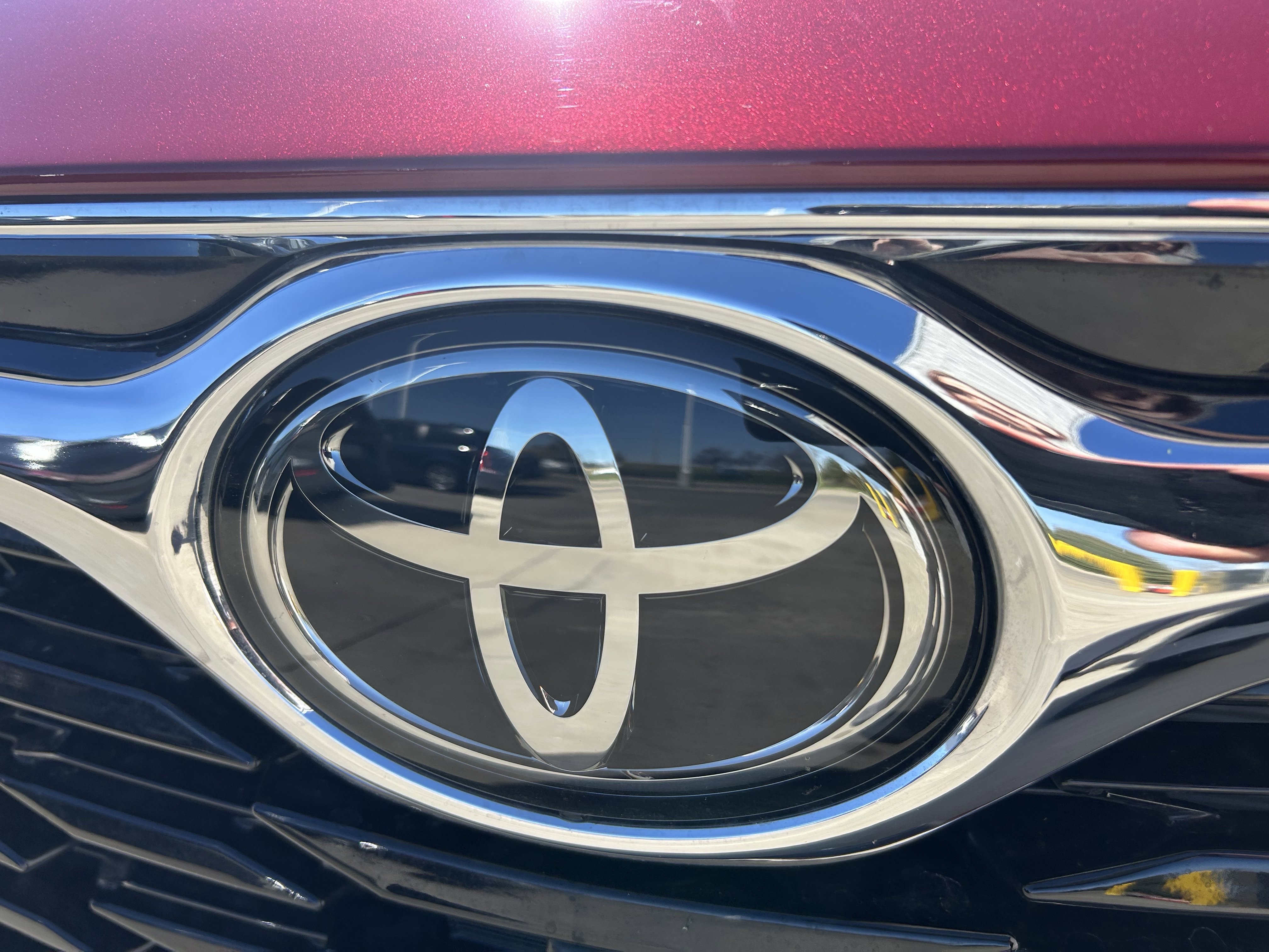 Used 2024 Toyota Highlander Platinum image 10