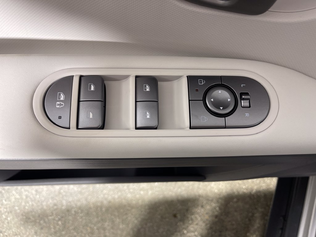 New 2027 Hyundai Ioniq 5 SEL RWD image 19