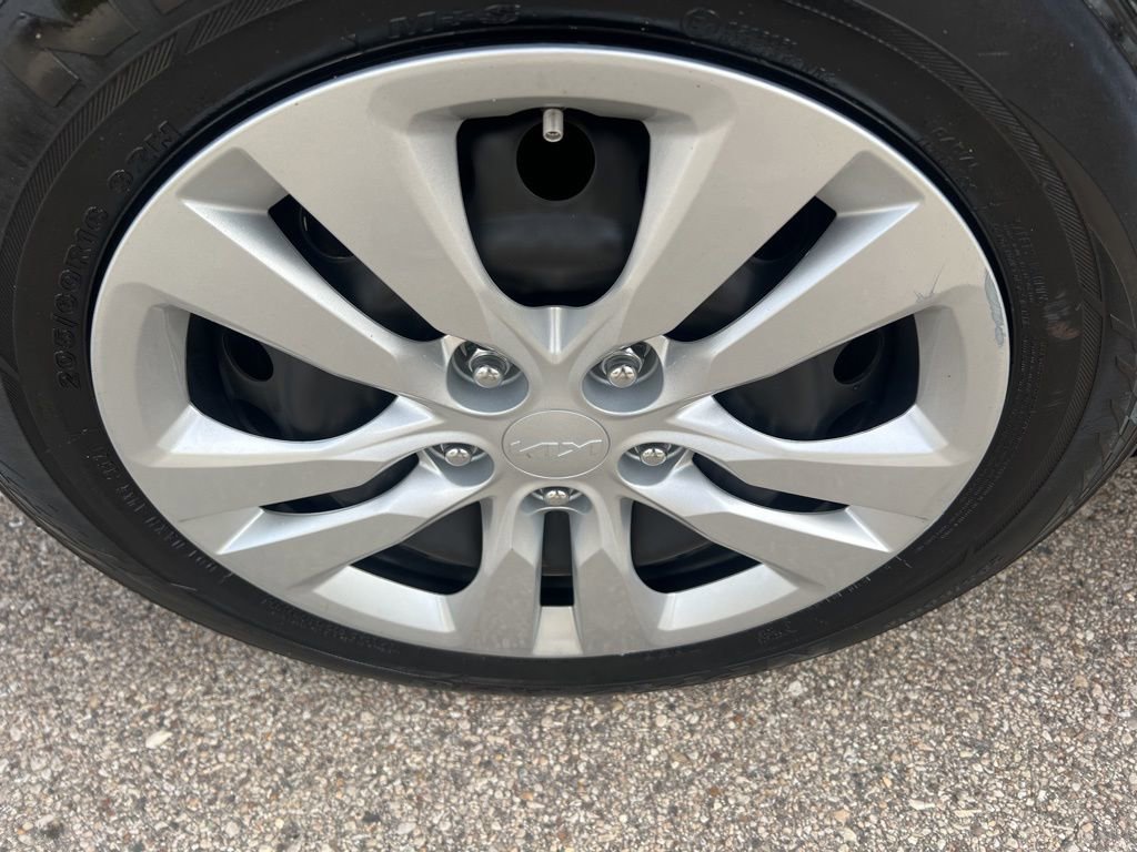 Certified 2022 Kia Soul LX image 41