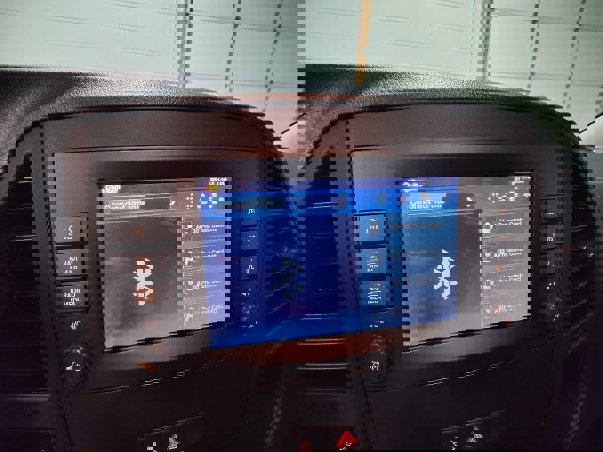 Used 2023 Mercedes-Benz Metris image 32