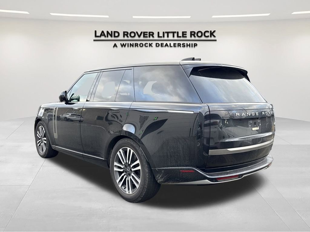 Used 2023 Land Rover Range Rover SE image 6