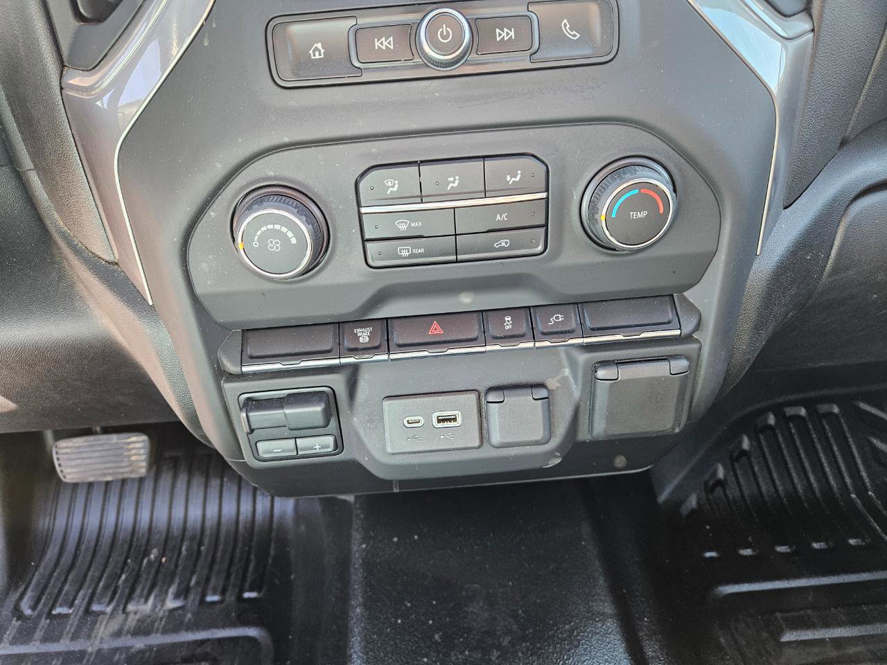 Used 2021 Chevrolet Silverado 3500 W/T w/ WT Convenience Package AWD/4WD image 22