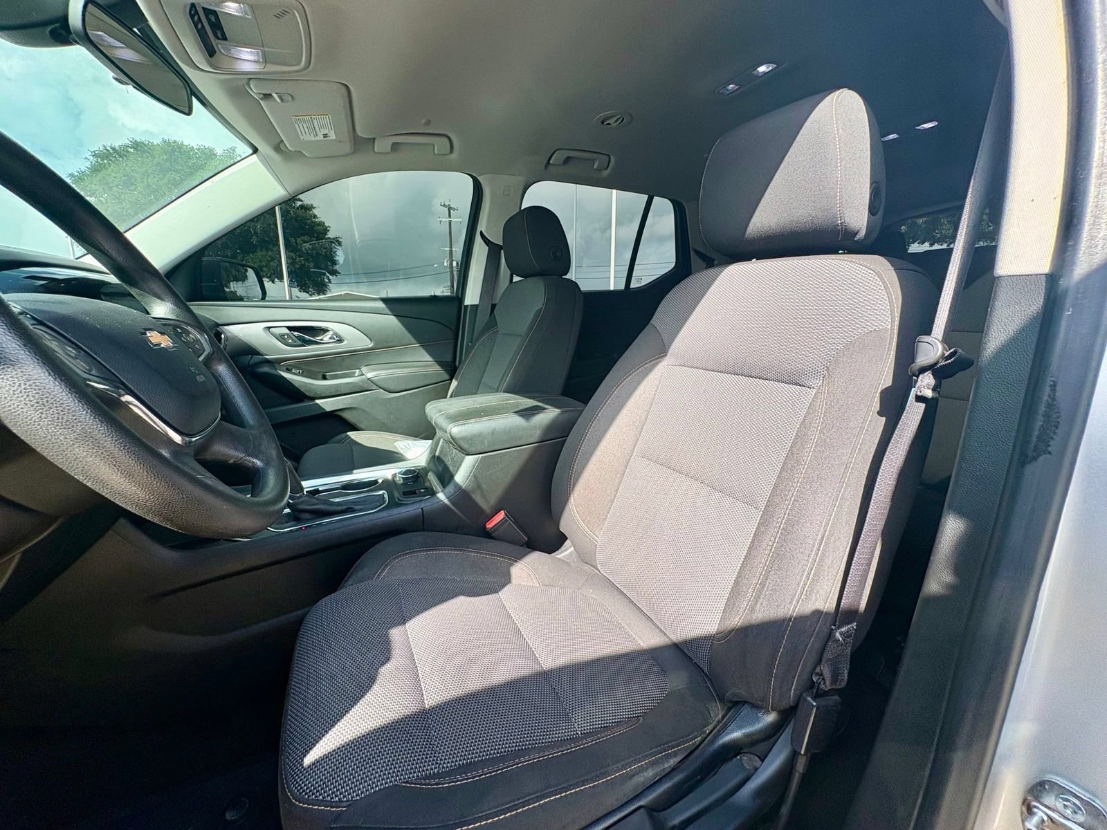 Used 2019 Chevrolet Traverse LS FWD image 14