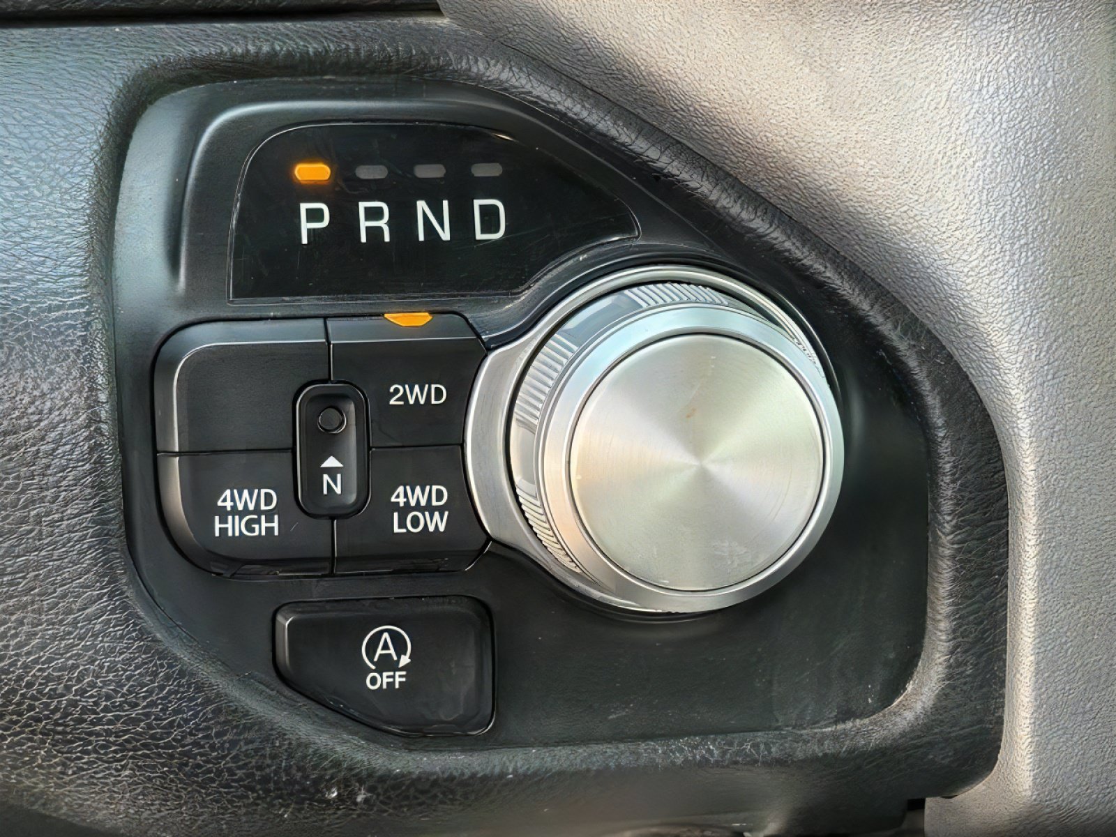 Used 2024 RAM 1500 Laramie AWD/4WD image 16